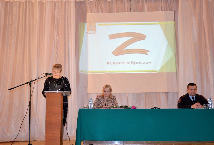 Информационная группа под руководством главы Администрации района встретилась с жителями Горняцкого поселения