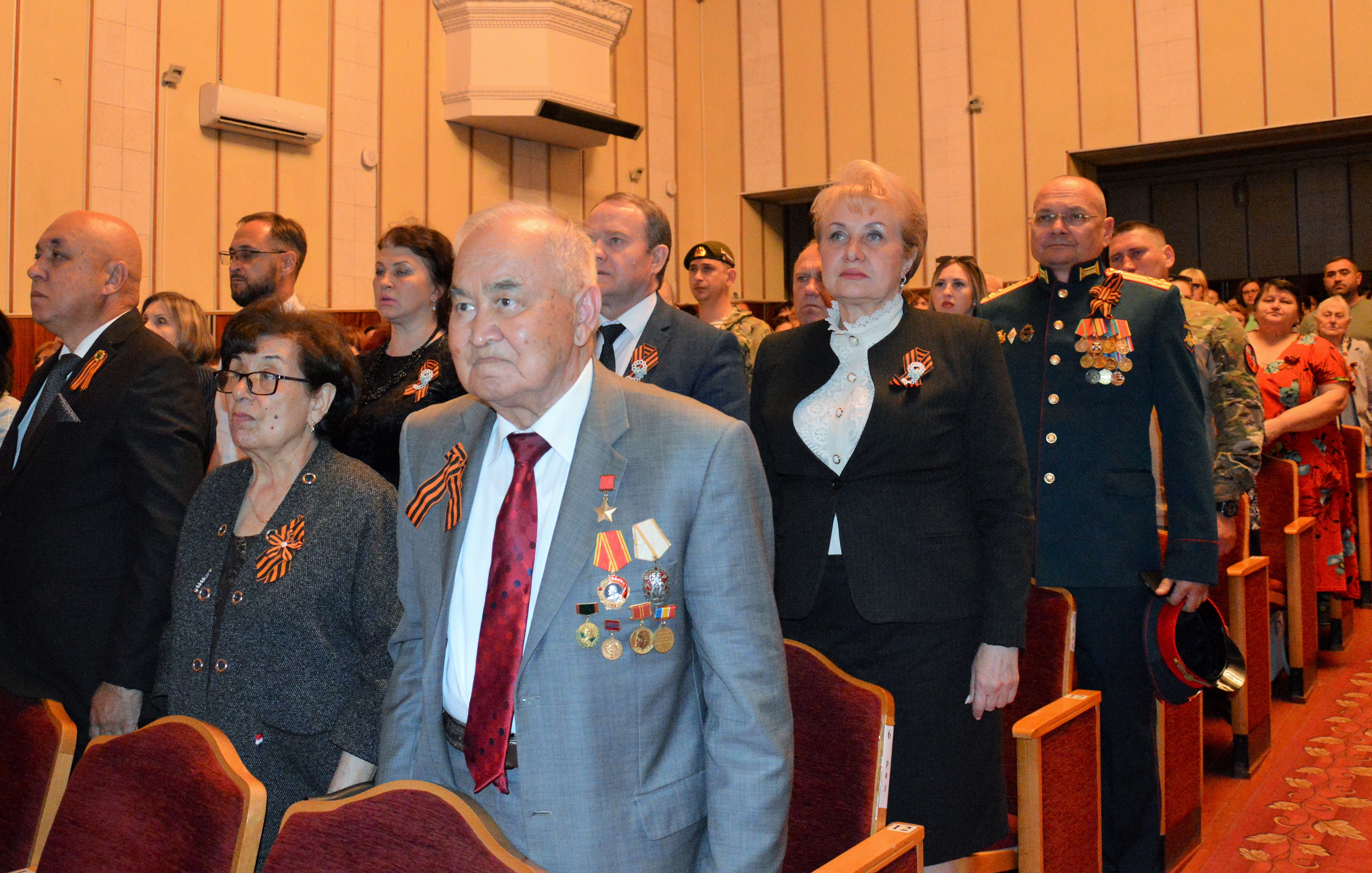 Глава Администрации Белокалитвинского района Ольга Мельникова поздравила земляков с 79-ой годовщиной Победы в Великой Отечественной войне