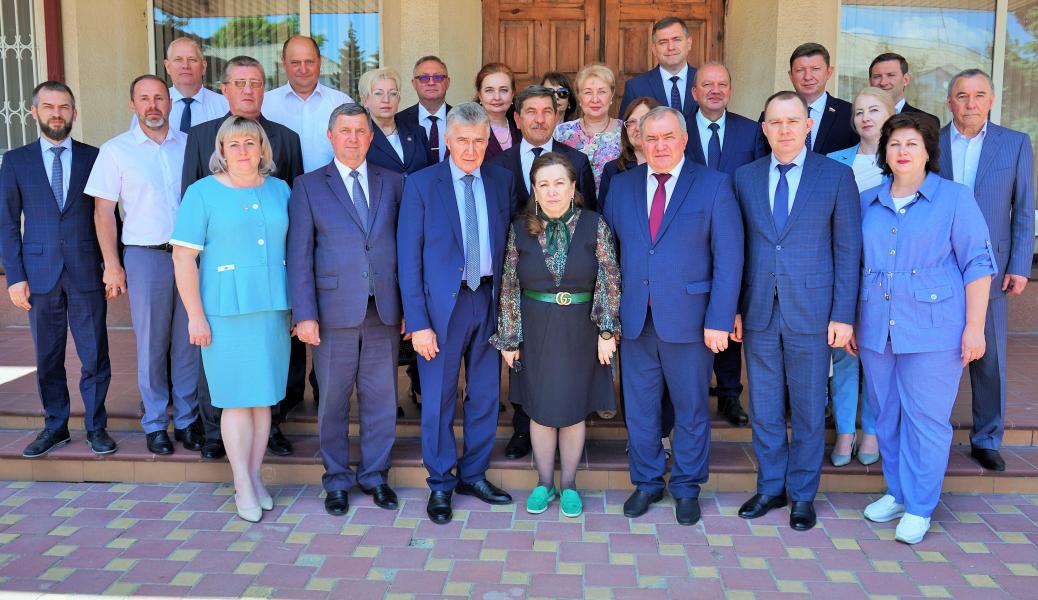 Ольга Мельникова возглавила делегацию Белокалитвинского района на совместном заседании Правления Ассоциации «Совет муниципальных образований» и Совета Общественной палаты Ростовской области