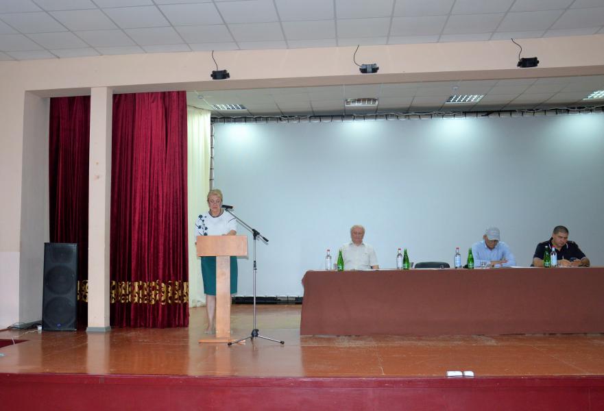 Ольга Мельникова обсудила итоги пятилетней работы с жителями Коксовского сельского поселения