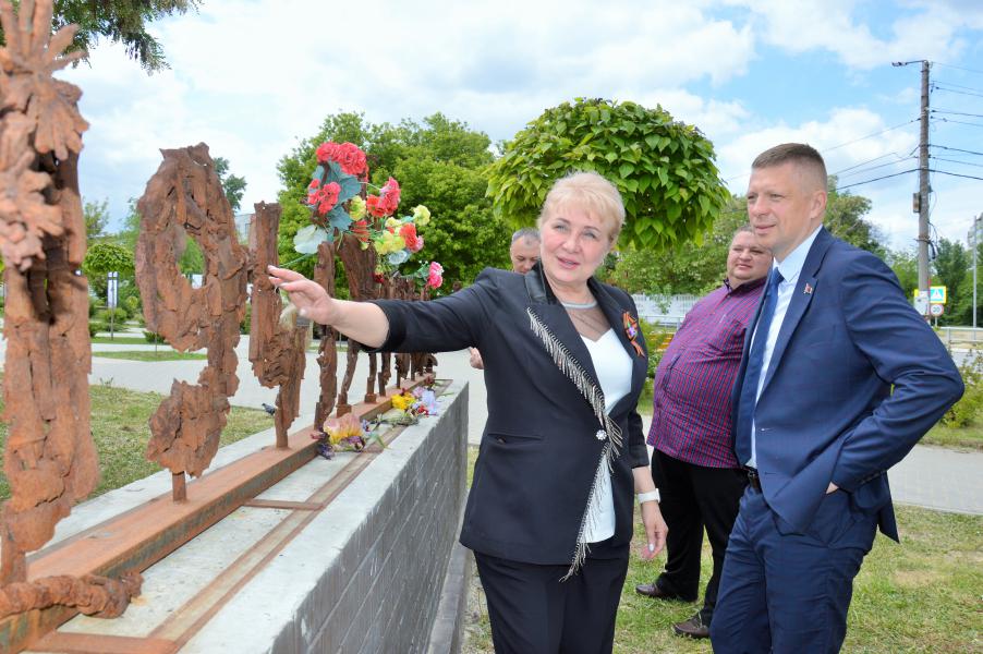 В сквере «70-лет Победы» заложили аллею в знак русско-белорусской дружбы