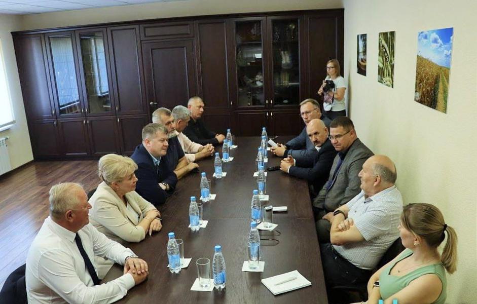 Участники экономического форума познакомились с уникальным опытом работы белорусских товаропроизводителей